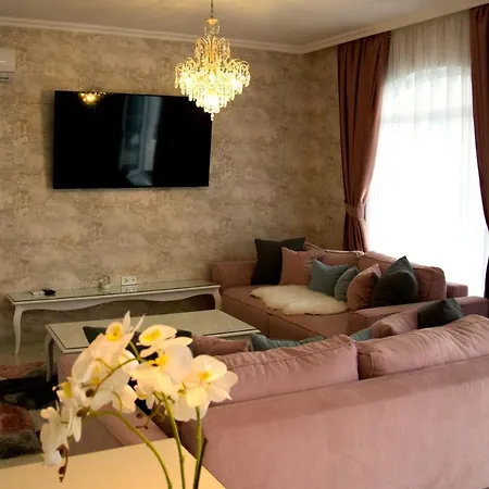 Diamond Villas Луксозна вила