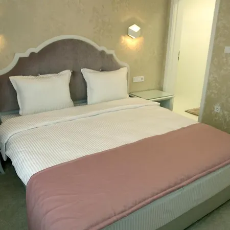 Diamond Villas