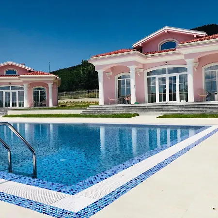 Diamond Villas Луксозна вила