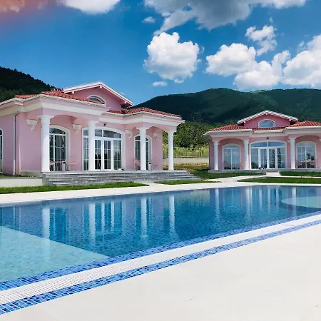 Луксозна вила Diamond Villas Enina